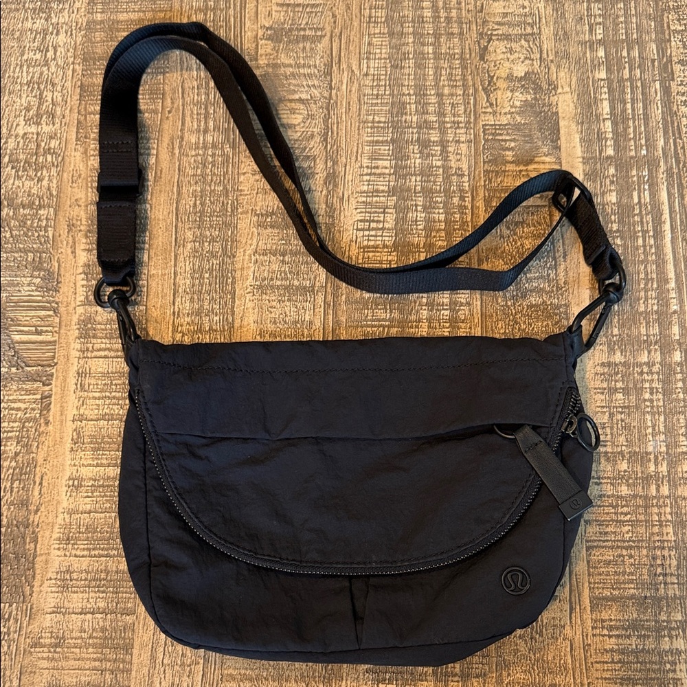 lululemon athletica Black Messenger Bag